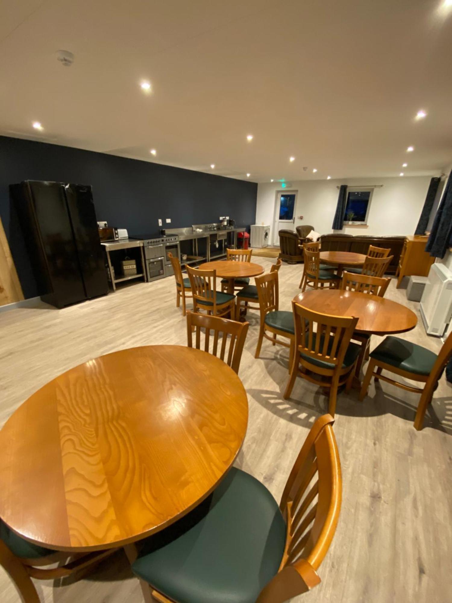 Modern Studio Apartment Set Beneath The Black Mountains A Stones Throw From The Offas Dyke Path Clodock 외부 사진
