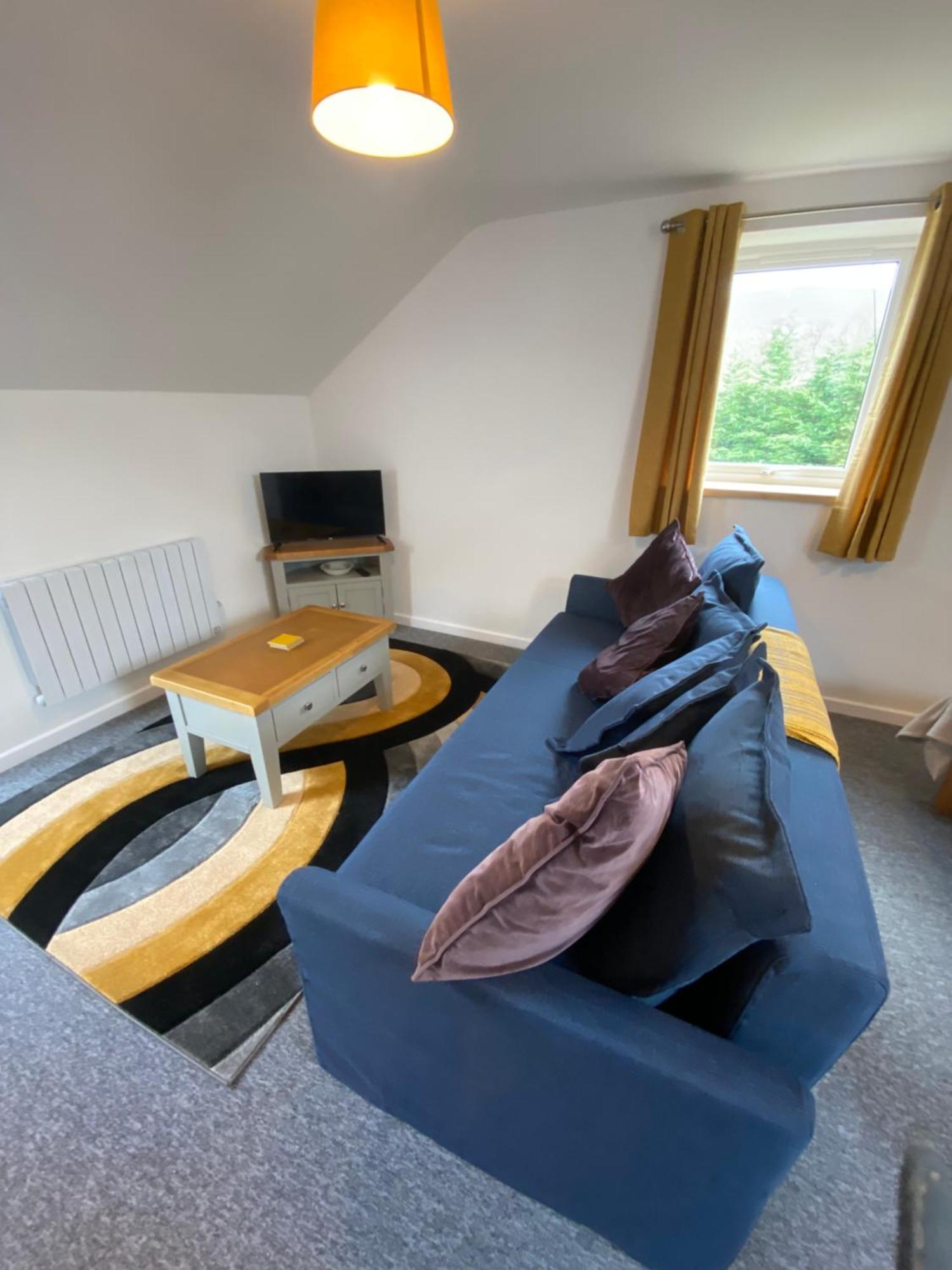 Modern Studio Apartment Set Beneath The Black Mountains A Stones Throw From The Offas Dyke Path Clodock 외부 사진