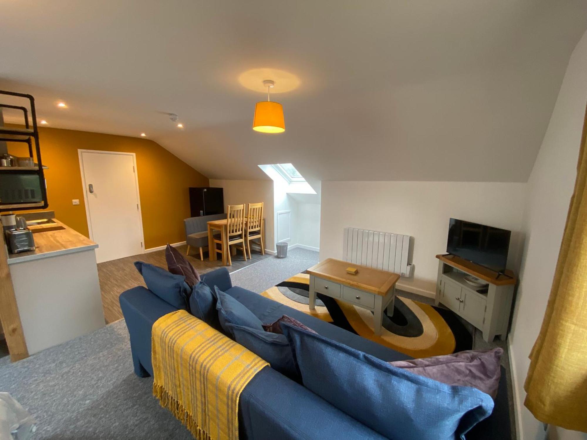 Modern Studio Apartment Set Beneath The Black Mountains A Stones Throw From The Offas Dyke Path Clodock 외부 사진